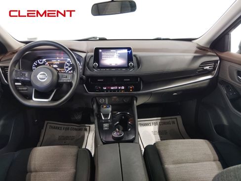 Used 2021 Nissan Rogue SV image 29