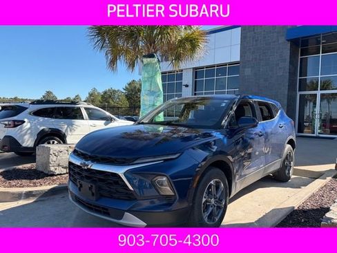 Used 2023 Chevrolet Blazer LT image 3