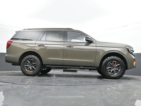 New 2025 Ford Expedition Tremor image 40