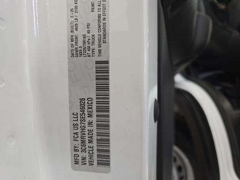 Used 2025 RAM ProMaster 3500 w/ Convenience Group FWD image 35