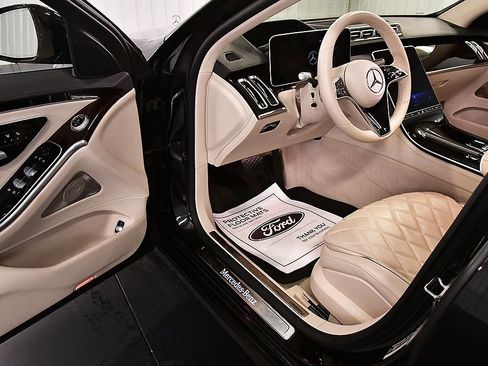 Used 2022 Mercedes-Benz S 580 4MATIC Sedan image 12