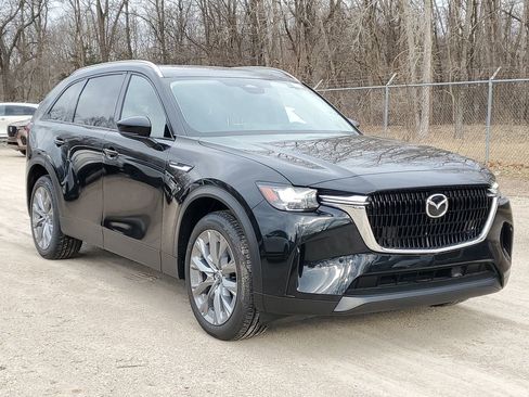 New 2026 MAZDA CX-90 Plug-In Hybrid w/ Preferred AWD/4WD image 4