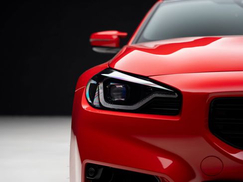 Used 2023 BMW M2 w/ Lighting Package RWD image 9