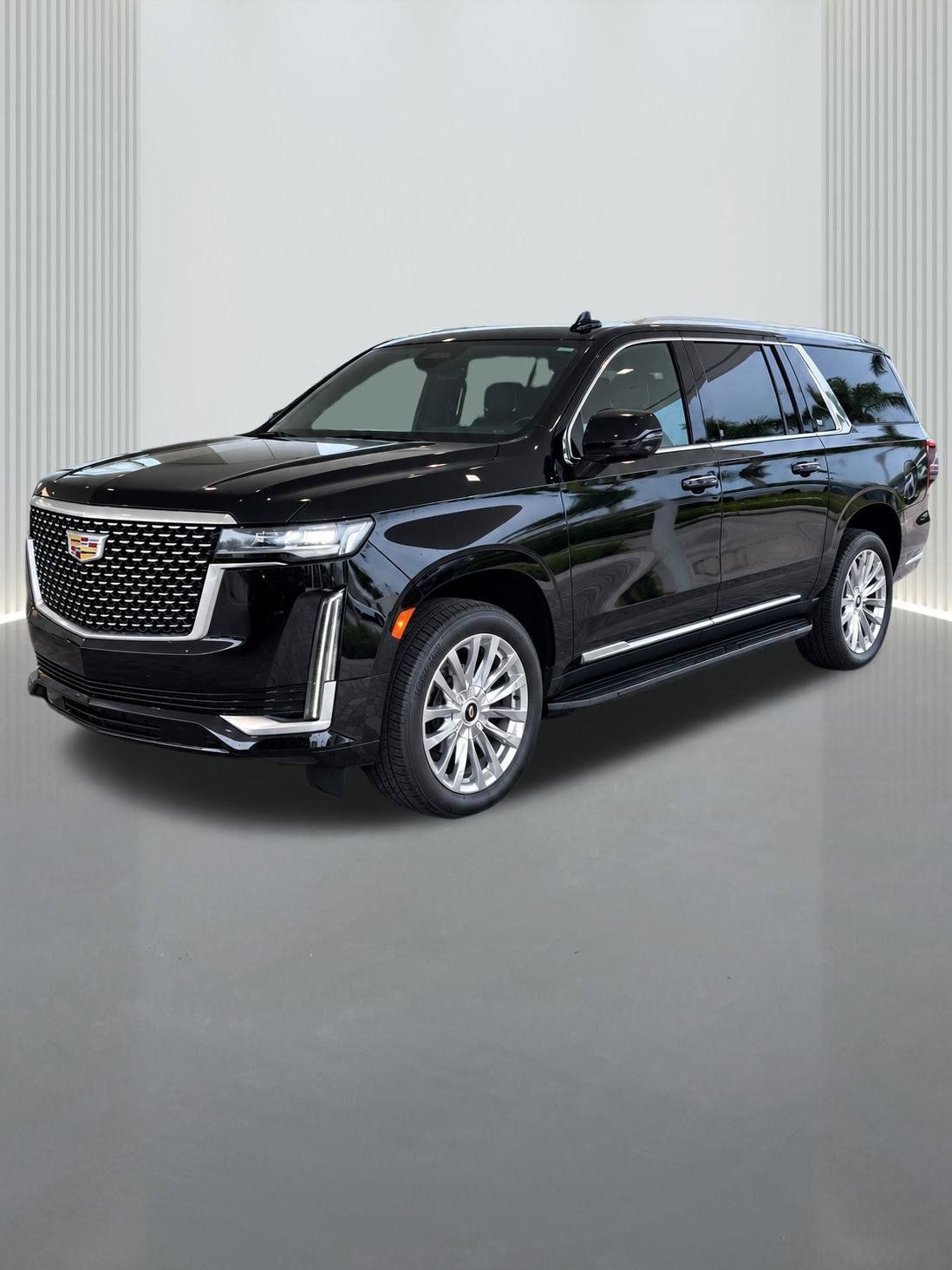Used 2024 Cadillac Escalade ESV Premium Luxury AWD/4WD image 2