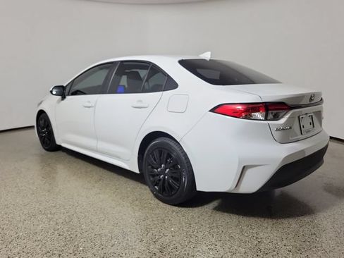 Used 2024 Toyota Corolla LE FWD image 7