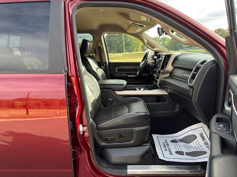 Used 2019 RAM 2500 Laramie image 27