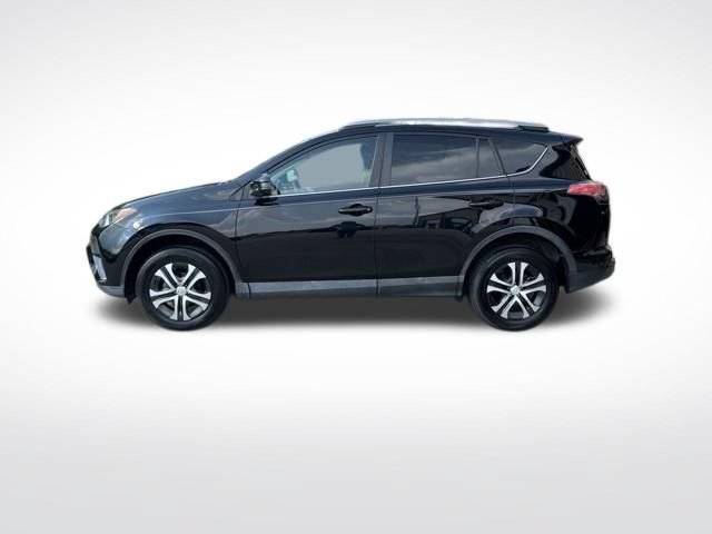 Used 2017 Toyota RAV4 LE FWD image 6
