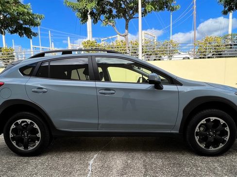 Used 2021 Subaru Crosstrek 2.0i Premium image 6