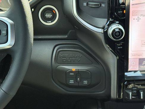 New 2026 RAM 2500 Lone Star AWD/4WD image 15