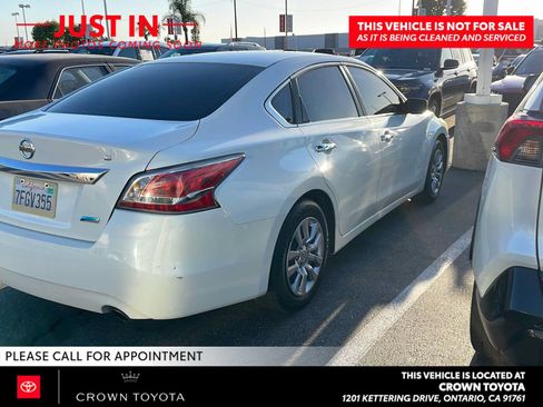 Used 2014 Nissan Altima 2.5 S FWD image 2