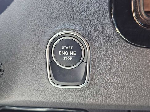 Used 2025 Mercedes-Benz Sprinter 2500 image 30