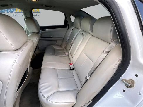 Used 2011 Chevrolet Impala LT w/ Luxury Edition Package FWD image 24