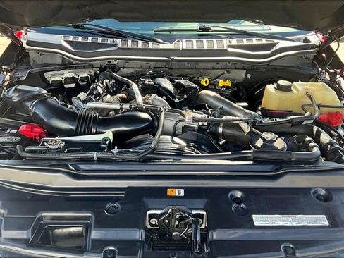 Used 2019 Ford F350 Lariat w/ Lariat Ultimate Package AWD/4WD image 28