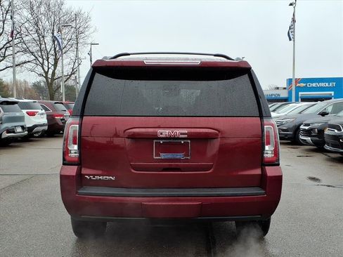 Used 2016 GMC Yukon SLT w/ Open Road Package image 5