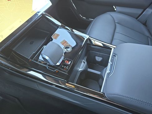 New 2026 Land Rover Range Rover Sport Dynamic SE image 25