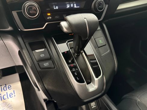 Used 2018 Honda CR-V LX image 16