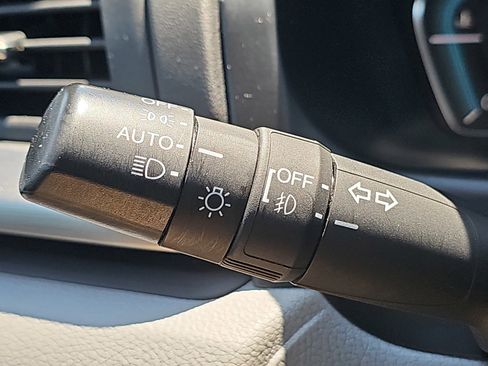 Used 2023 Honda Odyssey EX-L image 28