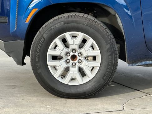 Used 2022 Nissan Frontier SV image 26