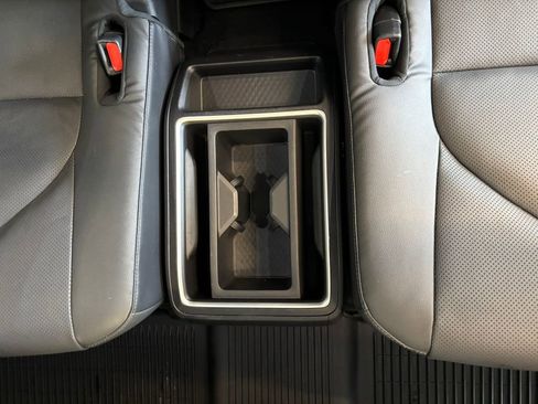 Used 2025 Toyota Grand Highlander AWD image 29