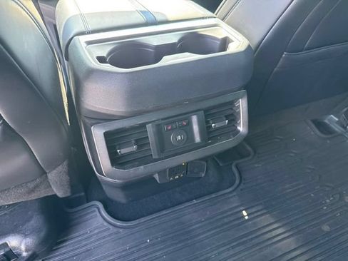 Used 2025 Ford F350 Platinum AWD/4WD image 27
