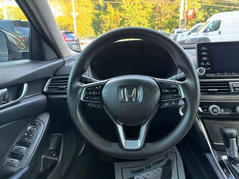 Used 2019 Honda Accord LX image 11