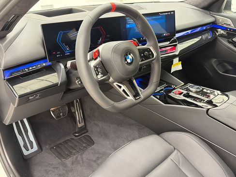 New 2027 BMW M5 w/ Carbon Package AWD/4WD image 4