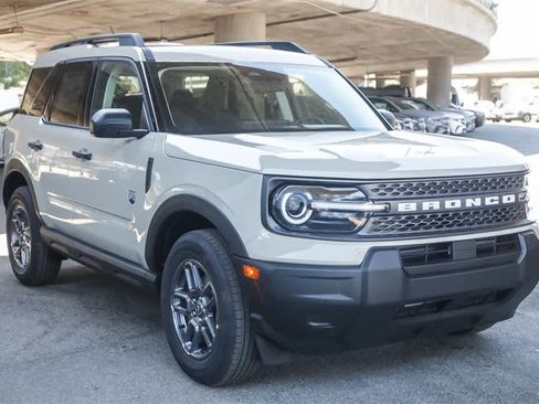 New 2025 Ford Bronco Sport Big Bend image 3