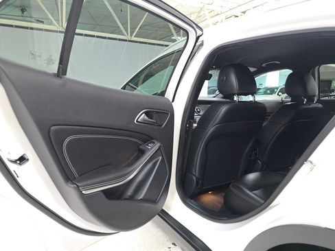 Used 2019 Mercedes-Benz GLA 250 4MATIC image 15