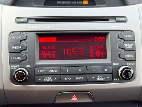 Used 2016 Kia Sportage LX image 14