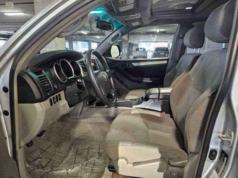Used 2007 Toyota 4Runner SR5 image 21
