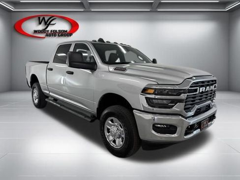 New 2026 RAM 2500 Tradesman w/ Chrome Appearance Group AWD/4WD image 3