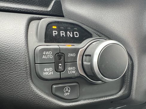 Used 2025 RAM 1500 Big Horn AWD/4WD image 19