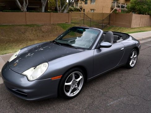 Used 2002 Porsche 911 Cabriolet image 9