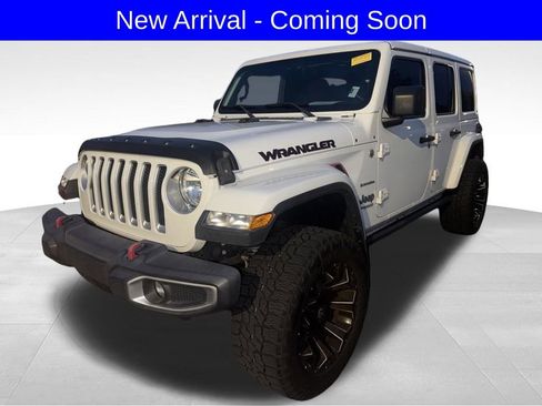 Used 2018 Jeep Wrangler Unlimited Sahara AWD/4WD image 1