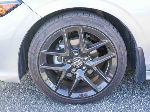 Used 2025 Honda Civic Sport image 14
