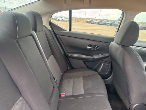 Certified 2022 Nissan Sentra SV w/ All-Weather Package FWD image 30