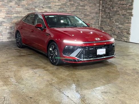 New 2025 Hyundai Sonata SEL FWD image 4