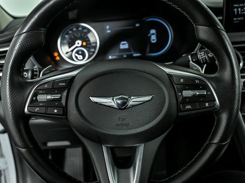 Used 2022 Genesis G70 2.0T w/ Prestige Package AWD/4WD image 24