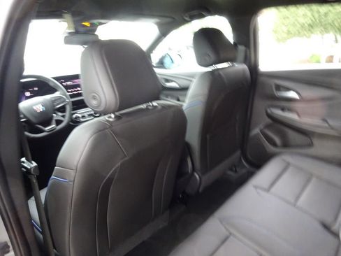 New 2026 Buick Envista Sport Touring FWD image 18