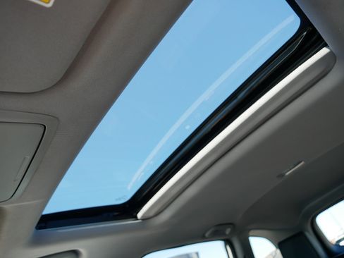 Used 2021 Honda CR-V EX-L image 32