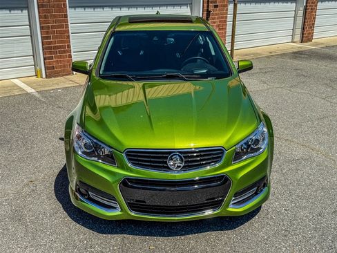 Used 2015 Chevrolet SS RWD image 9