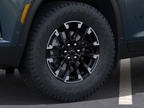 New 2026 Chevrolet Traverse Z71 w/ Enhanced Driving Package image 11