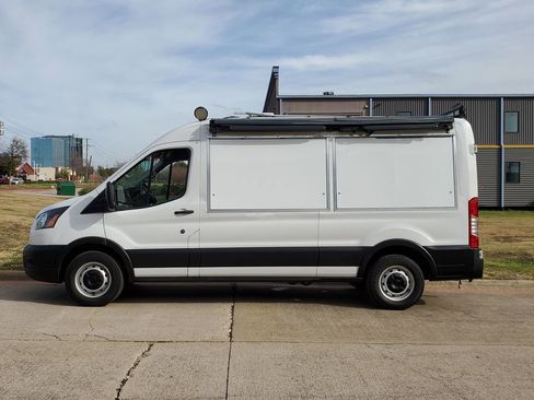 Used 2021 Ford Transit 250 Medium Roof image 14