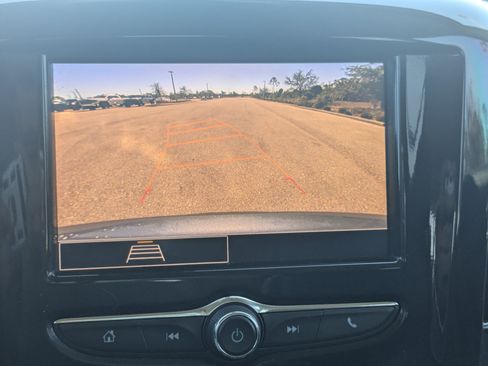 Used 2021 Chevrolet Traverse LS w/ LPO, Floor Liner Package image 27