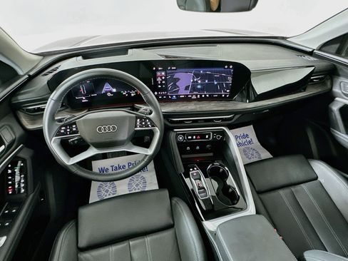 Used 2025 Audi Q5 Premium Plus w/ Premium Plus AWD/4WD image 22