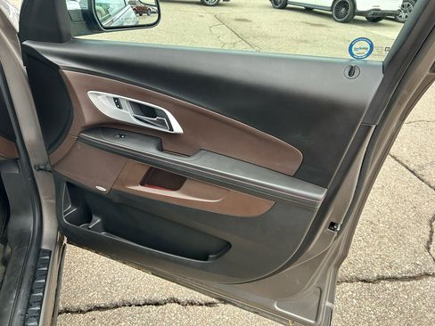 Used 2012 Chevrolet Equinox LTZ image 15
