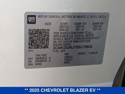 New 2025 Chevrolet Blazer EV LT AWD/4WD image 33