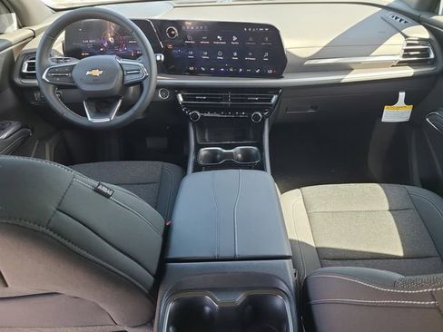 New 2026 Chevrolet Traverse LT image 12