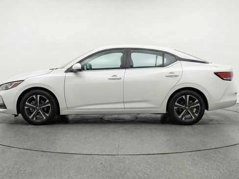 Used 2025 Nissan Sentra SV FWD image 5