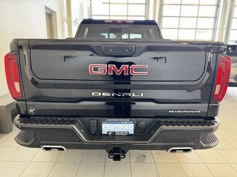 Used 2023 GMC Sierra 1500 Denali w/ Technology Package image 42